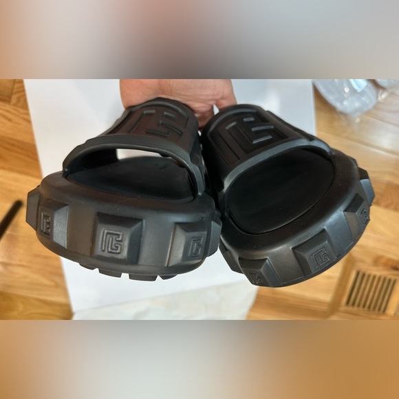 Brand New BALMAIN Ari Black Logo Rubber Slides 38-39 - Picture 7 of 12